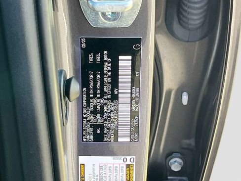 Used 2023 Toyota 4Runner SR5 Premium w/ Moonroof Package AWD/4WD image 31