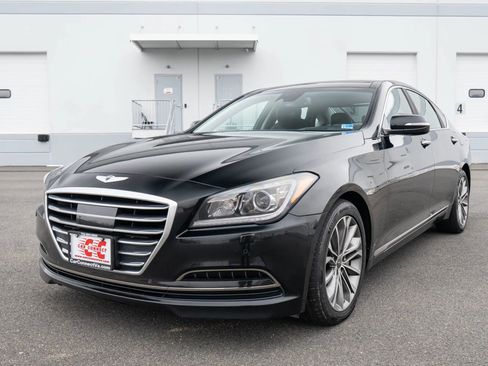 Used 2015 Hyundai Genesis 3.8 w/ Option Group 04 AWD/4WD image 2