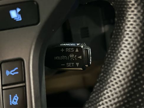 Used 2020 Toyota Tacoma TRD Sport image 25