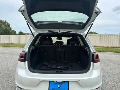 Used 2016 Volkswagen Golf 4-Door AWD/4WD image 23