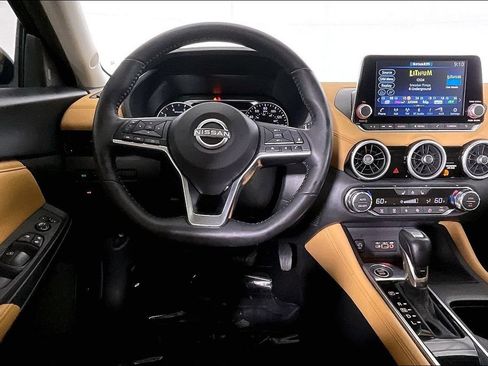 Certified 2025 Nissan Sentra SV w/ SV Premium Package FWD image 6