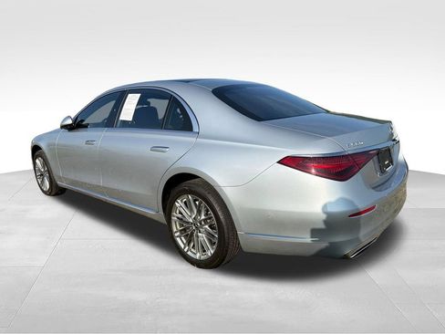 Used 2021 Mercedes-Benz S 580 4MATIC Sedan image 3