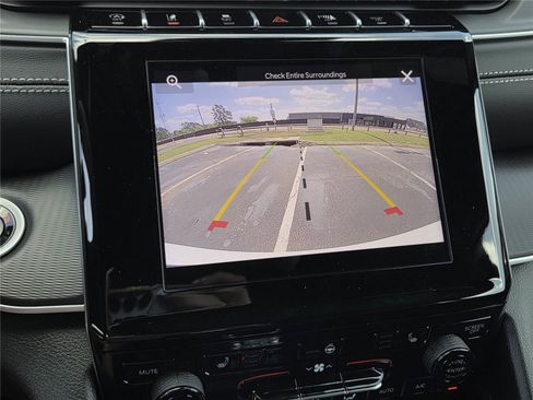 New 2025 Jeep Grand Cherokee Altitude RWD image 45