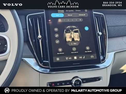 New 2026 Volvo XC90 B6 Ultra w/ Protection Package AWD/4WD image 10