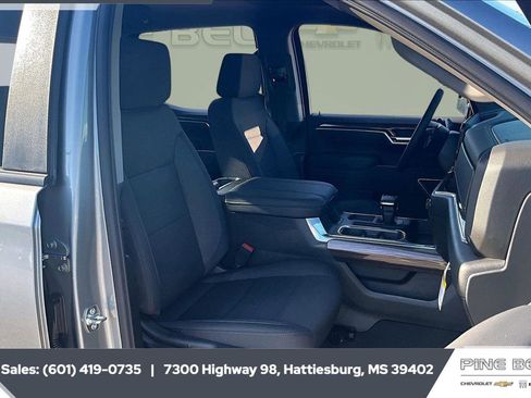 New 2026 Chevrolet Silverado 1500 LT w/ Z71 Off-Road Package AWD/4WD image 7