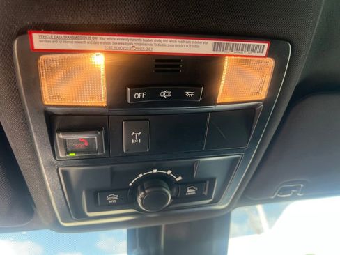 Used 2021 Toyota Tacoma TRD Off-Road image 22