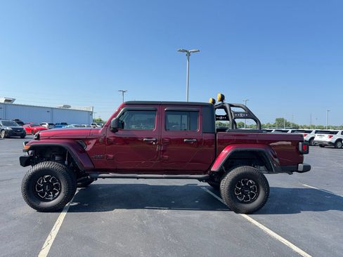 Used 2022 Jeep Gladiator Sport AWD/4WD image 9