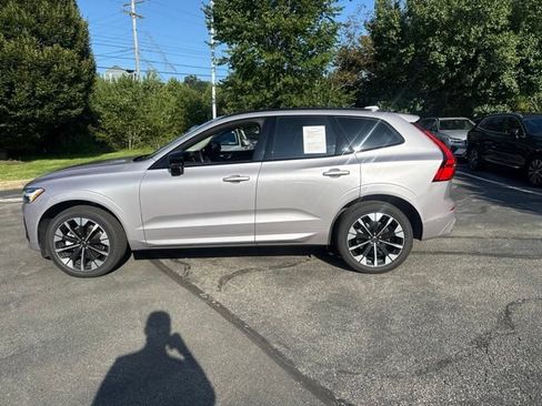 Used 2026 Volvo XC60 B5 Plus w/ Protection Package Premier AWD/4WD image 3