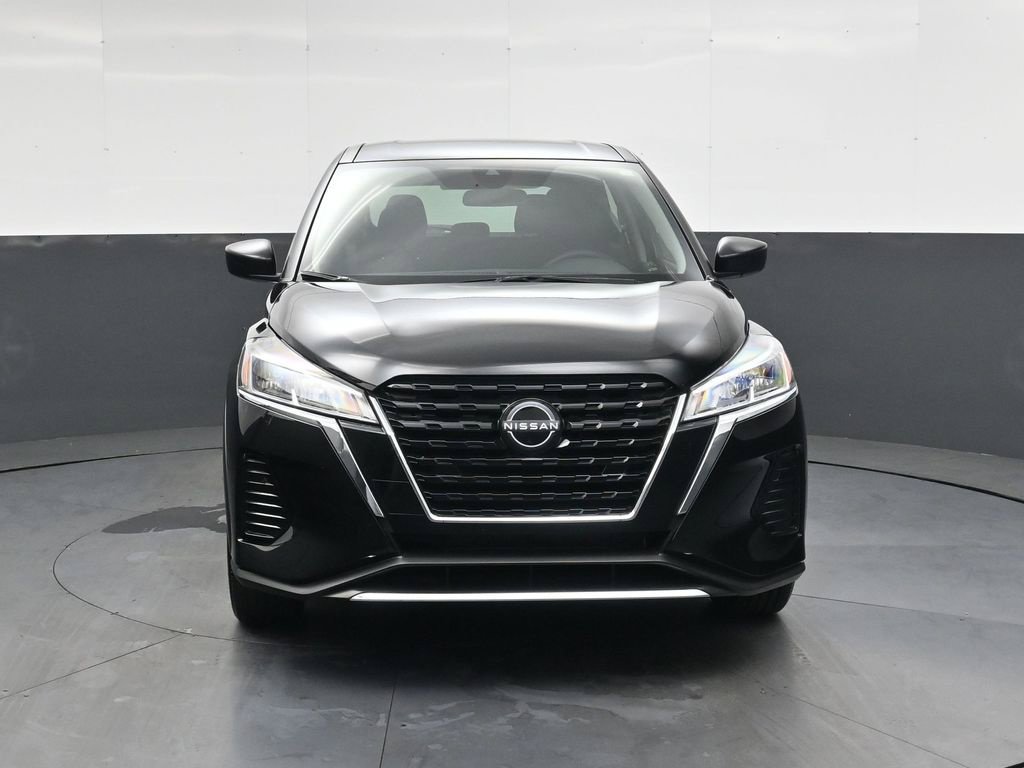 Certified 2025 Nissan Kicks Play S FWD image 13