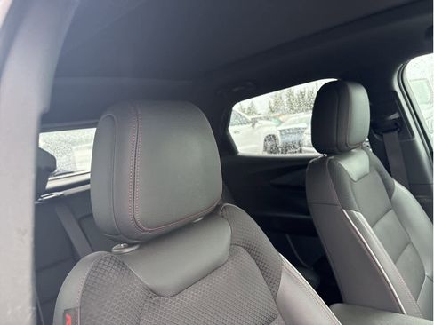 Used 2023 Chevrolet TrailBlazer RS w/ Sun and Liftgate Package image 15