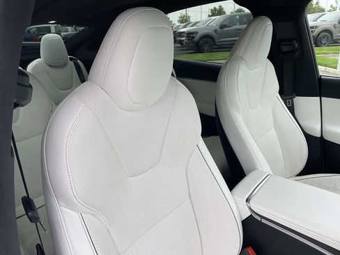 Used 2022 Tesla Model X Plaid AWD/4WD image 36