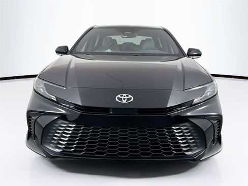 New 2026 Toyota Camry SE image 4