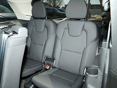 New 2026 Volvo XC90 B5 Plus w/ Protection Package image 22