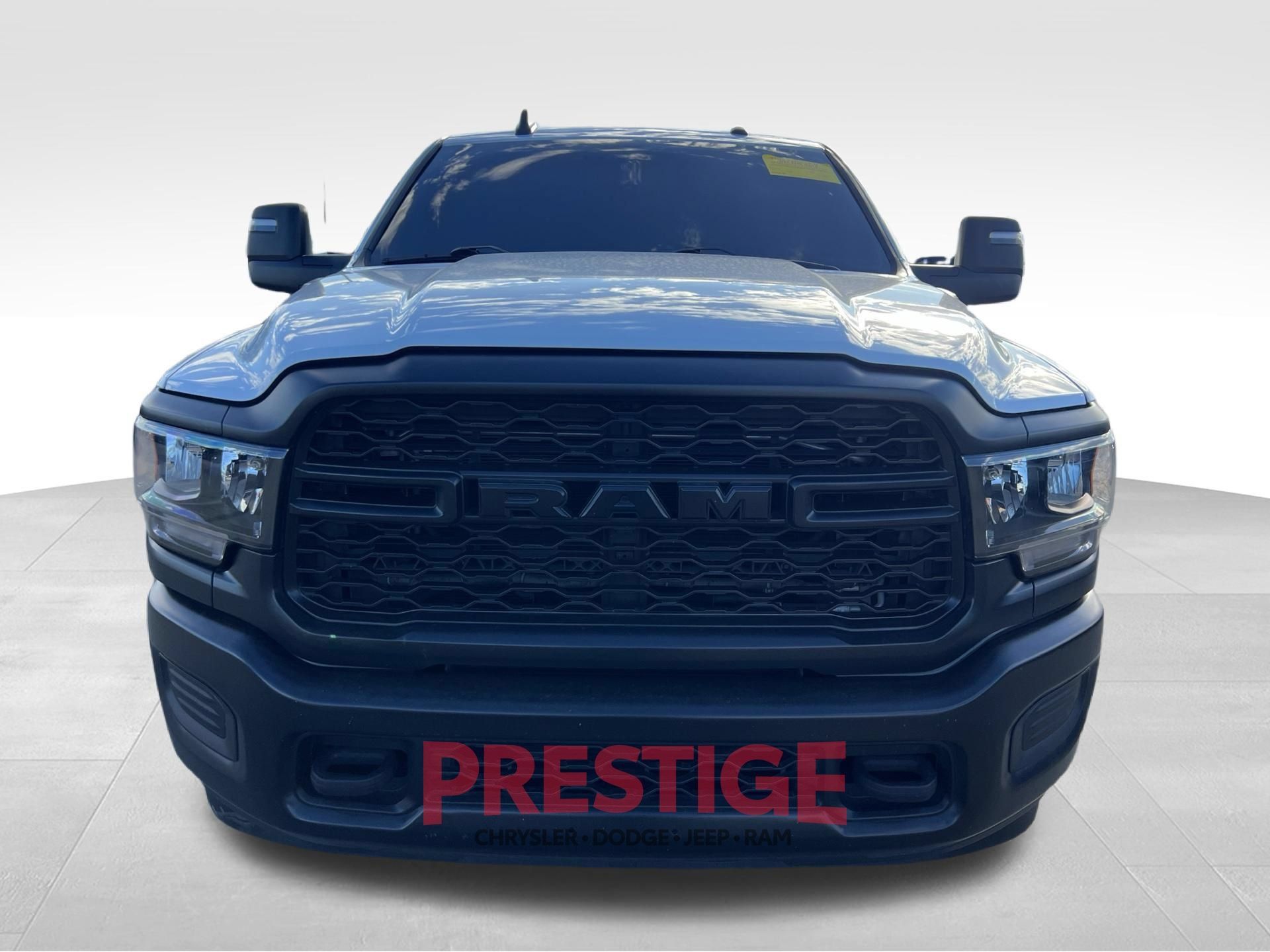 Used 2024 RAM 2500 Tradesman AWD/4WD image 3