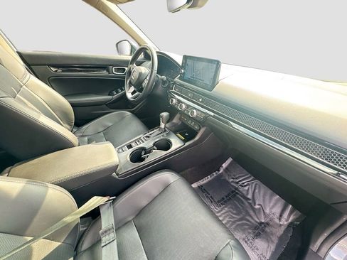 Used 2024 Honda Civic Touring image 31