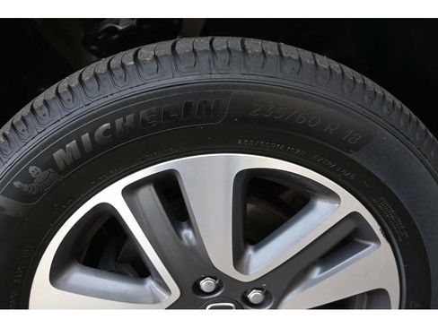 Used 2016 Honda Odyssey Touring Elite image 12