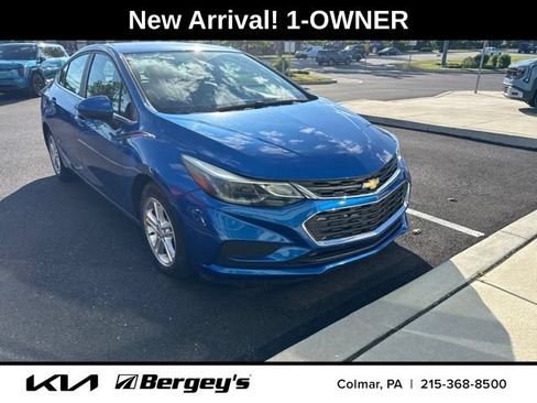 Used 2016 Chevrolet Cruze LT FWD image 1