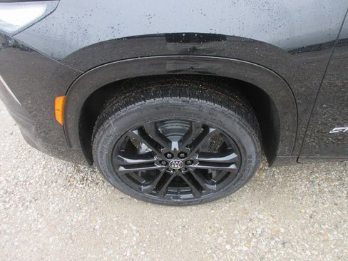 New 2026 Buick Enclave Sport Touring image 12