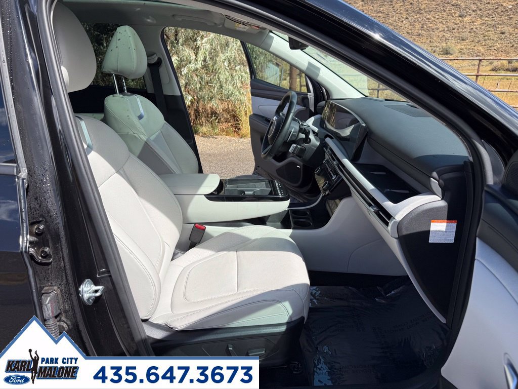 Used 2025 Hyundai Tucson Limited AWD/4WD image 37