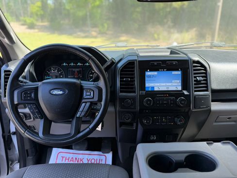 Used 2018 Ford F150 XLT w/ Equipment Group 301A Mid RWD image 18