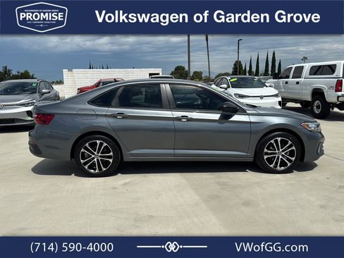 Used 2023 Volkswagen Jetta Sport w/ IQ.Drive Package FWD image 9