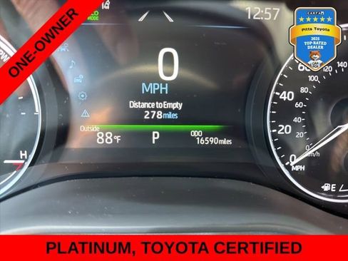 Certified 2024 Toyota Sienna Platinum FWD image 27