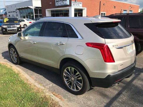 Used 2017 Cadillac XT5 Premium Luxury w/ Driver Assist Package AWD/4WD image 5