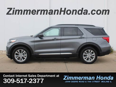 Used 2023 Ford Explorer XLT w/ Equipment Group 202A AWD/4WD image 24