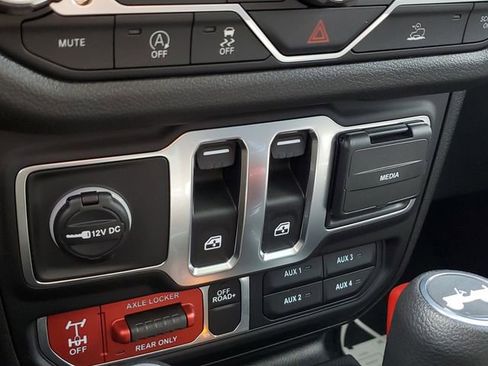 New 2026 Jeep Wrangler Willys AWD/4WD image 21