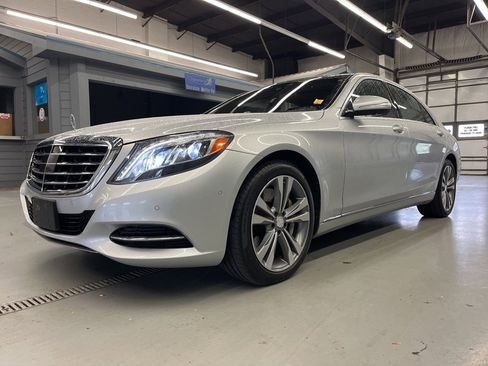 Used 2016 Mercedes-Benz S 550 4MATIC Sedan image 3