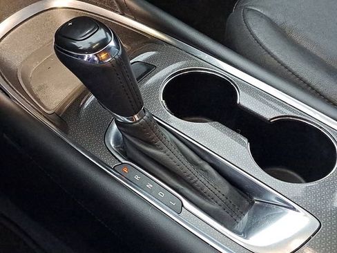 Used 2017 Chevrolet Malibu LT w/ Leather Package image 16