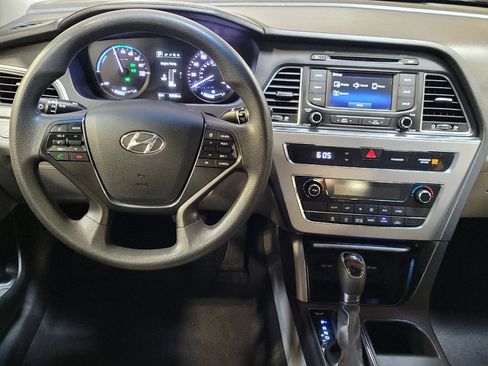 Used 2016 Hyundai Sonata SE image 22