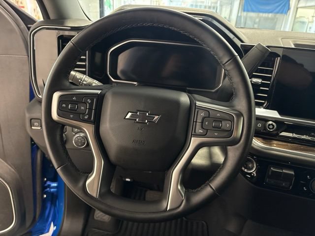 Used 2026 Chevrolet Silverado 1500 RST AWD/4WD image 15