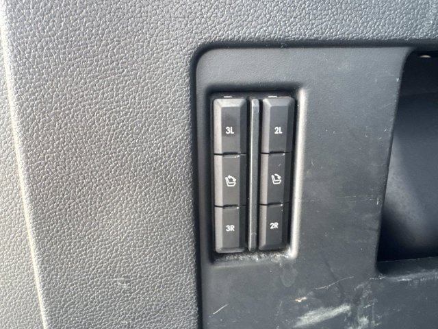 Used 2020 Lincoln Navigator L Reserve w/ Luxury Package RWD image 13