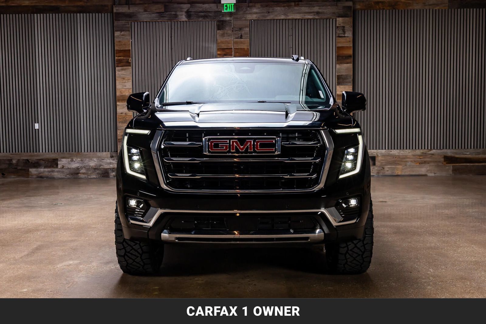 Used 2025 GMC Yukon XL Elevation AWD/4WD image 4