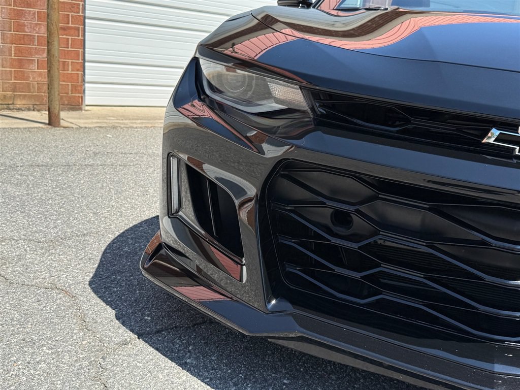 Used 2023 Chevrolet Camaro ZL1 RWD image 17