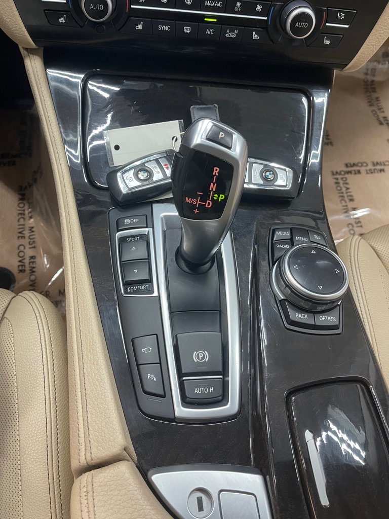 Used 2014 BMW 528i Sedan RWD image 21