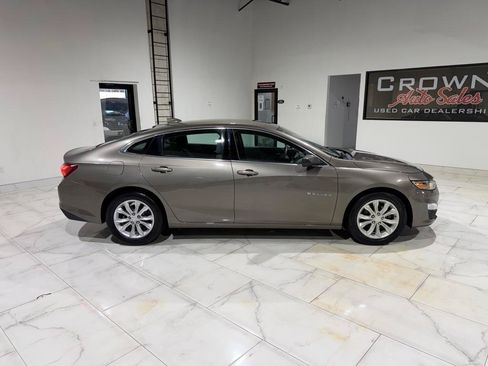 Used 2020 Chevrolet Malibu LT FWD image 7
