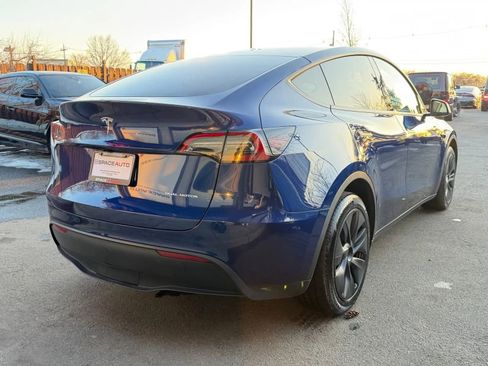 Used 2024 Tesla Model Y Long Range image 5