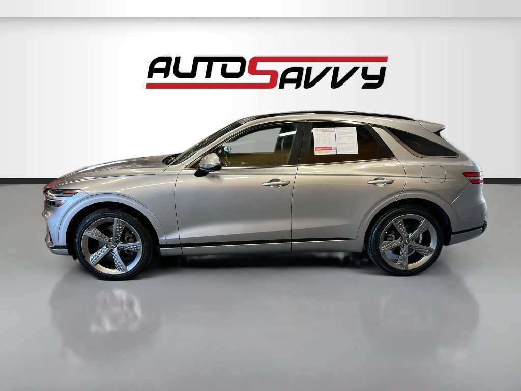 Used 2022 Genesis GV70 2.5T w/ Sport Prestige Package AWD/4WD image 5