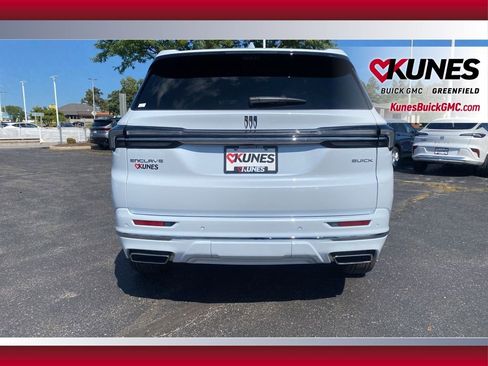 New 2026 Buick Enclave Avenir w/ Super Cruise Package image 8