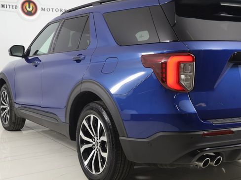 Used 2020 Ford Explorer ST w/ Premium Technology Package image 27