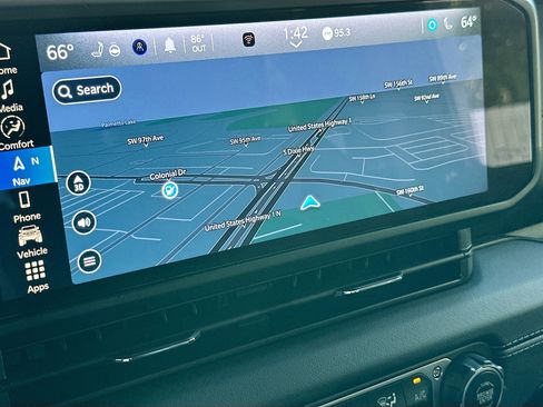 Used 2024 Jeep Wrangler High Altitude image 13