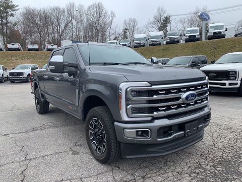 Certified 2024 Ford F250 Platinum image 2