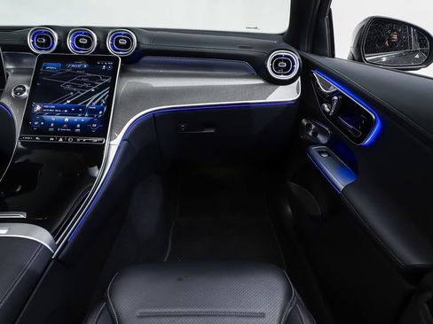 Certified 2024 Mercedes-Benz GLC 300 4MATIC image 16