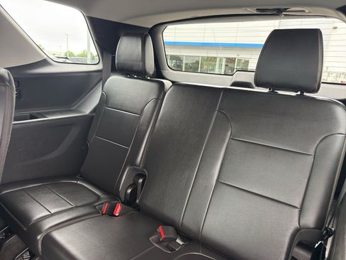 Used 2018 Chevrolet Traverse RS FWD image 34