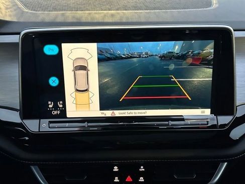 New 2026 Volkswagen Atlas Cross Sport SE image 35