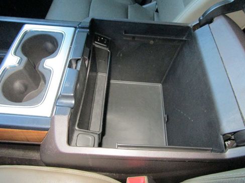 Used 2018 GMC Sierra 1500 SLT image 44