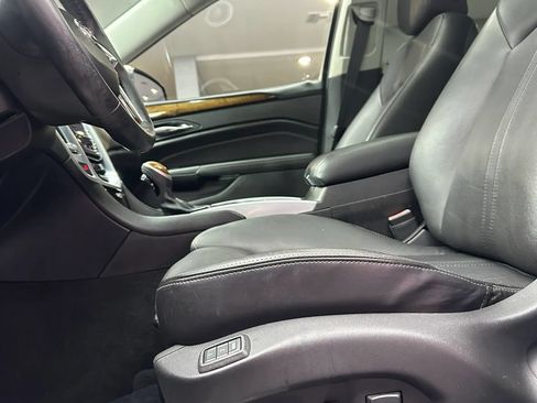 Used 2013 Cadillac SRX Luxury w/ Driver Awareness Package FWD image 9