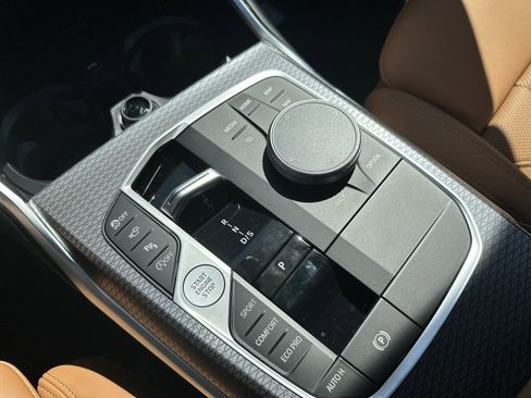 Certified 2025 BMW 330i xDrive 330i xDrive w/ Premium Package image 29